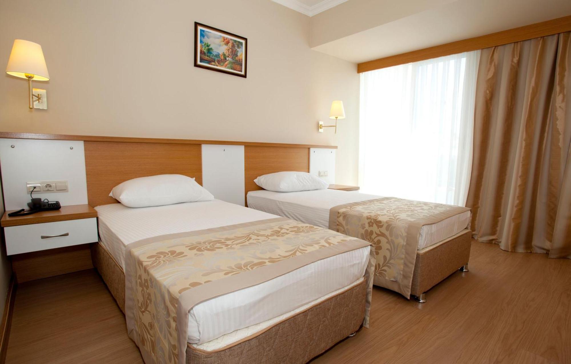 Aes Club Hotel 올루데니스 외부 사진