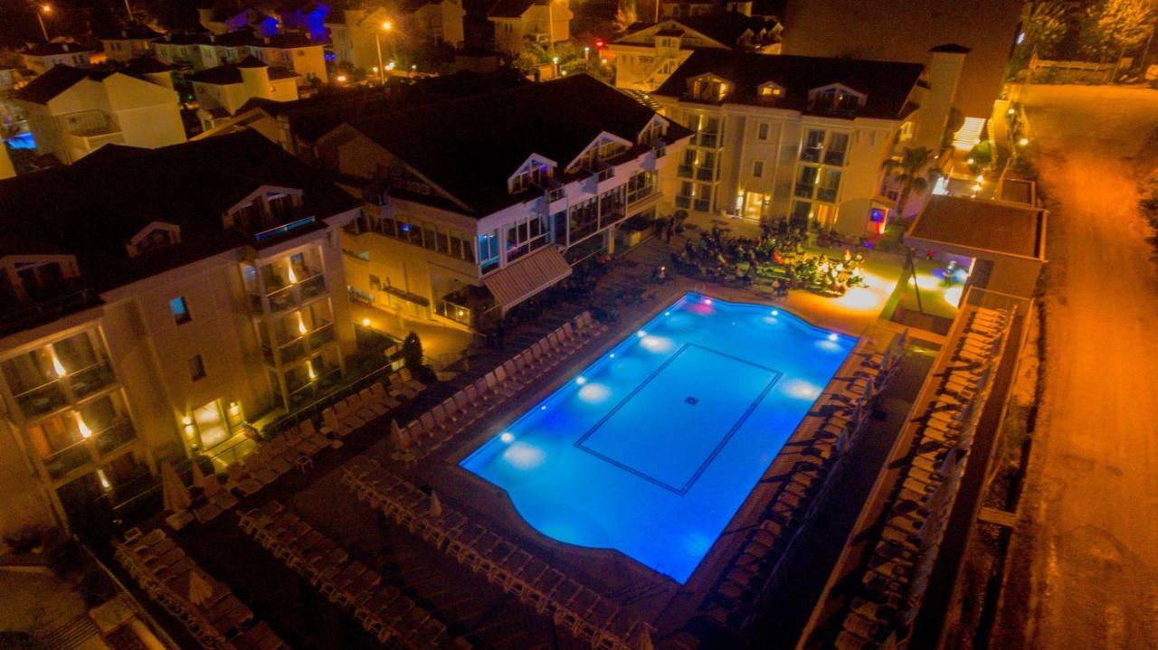 Aes Club Hotel 올루데니스 외부 사진